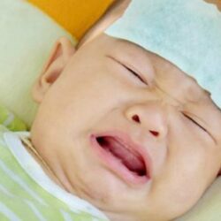 Berbagai Penyebab Bayi Mengalami Radang Tenggorokan